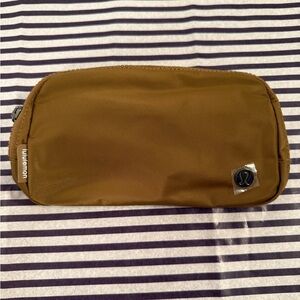 lululemon everywhere Belt bag